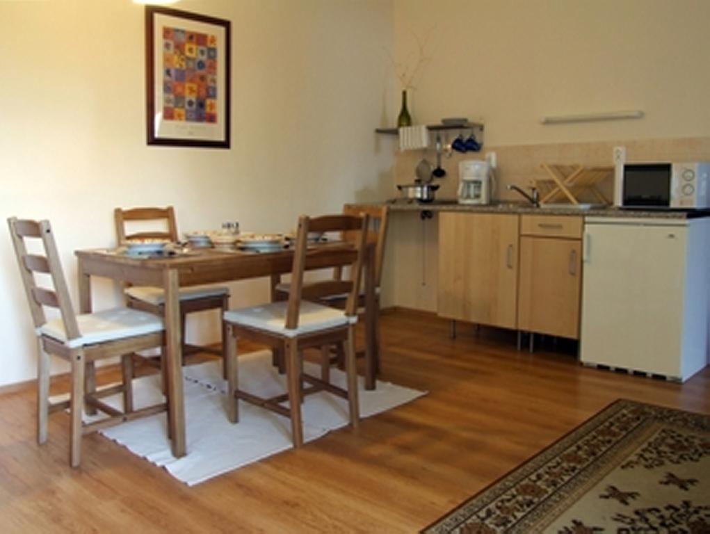 Ilona Apartmanhaz Komárom 部屋 写真
