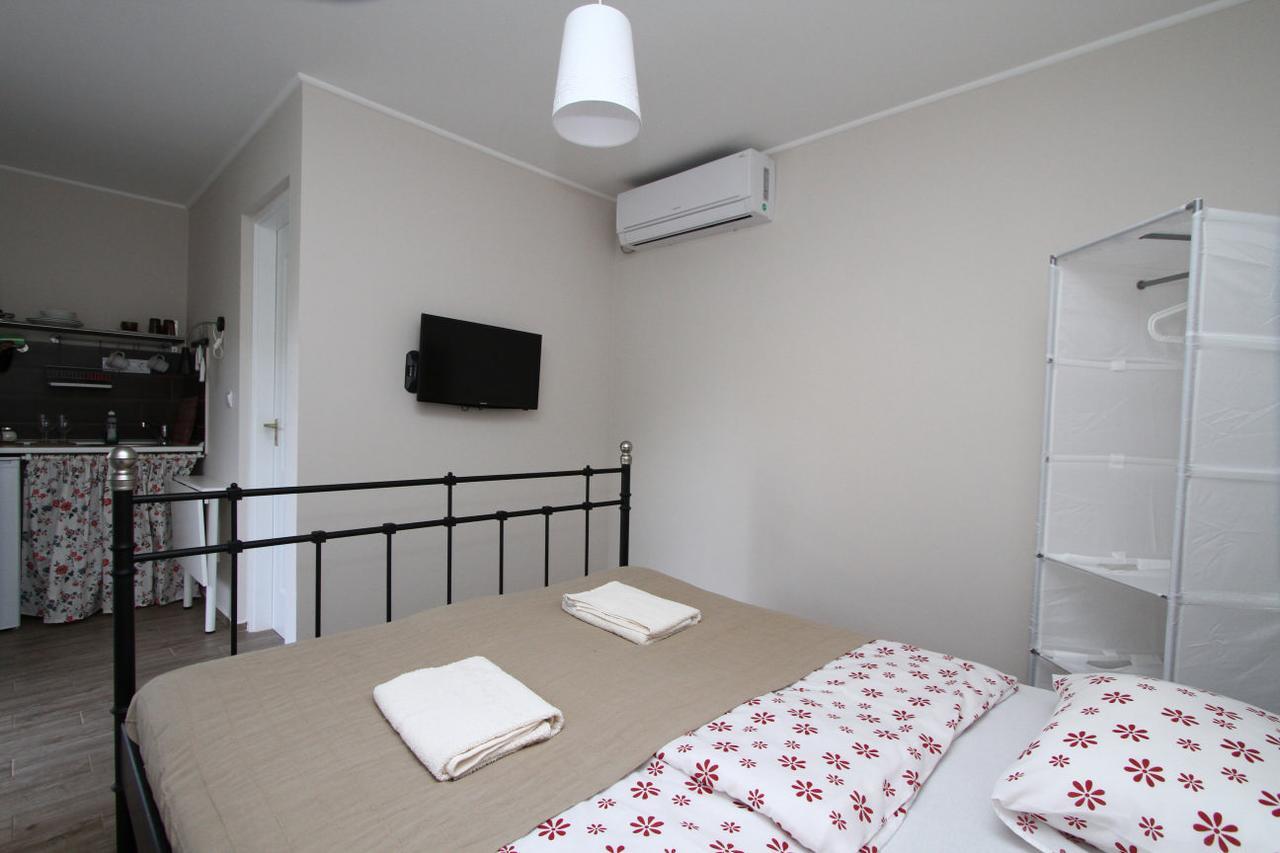 Ilona Apartmanhaz Komárom エクステリア 写真